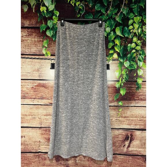 Studio M Sweater Long Maxi Skirt Spandex Elastic Waist Grey Blue Small NWOT - Picture 1 of 4